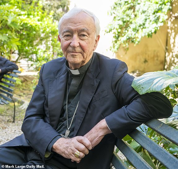 Picture - Mark Large  24.04.2025Death of Pope Francis, Vatican, Rome.The Archbishop of Westminster, Cardinal Vincent Nichols at the Venerable English College in Rome, Italy.Picture - Mark Large.