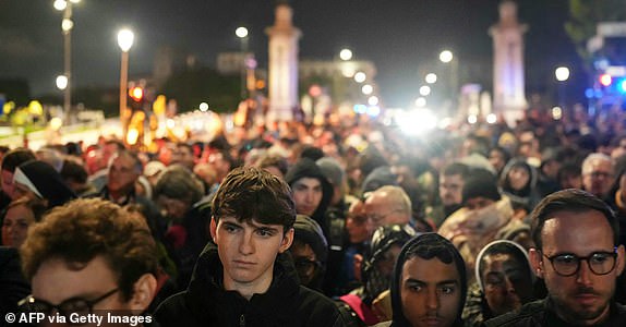 TOPSHOT - People queue to enter the Vatican's St Peter's Square, ahead of late Pope Francis' funeral, in Rome on April 26, 2025. Pope Francis, champion of the poor and the Church's first Latin American leader, will be honoured April 26 with a funeral attended by world leaders and tens of thousands of Catholic faithful. The Argentine pontiff, who died on April 21, 2025, aged 88, sought to create a more open-minded Church during his 12-year papacy, and many emotional tributes have been made -- with 250,000 people paying respects at his coffin in St Peter's Basilica. (Photo by Dimitar DILKOFF / AFP) (Photo by DIMITAR DILKOFF/AFP via Getty Images)