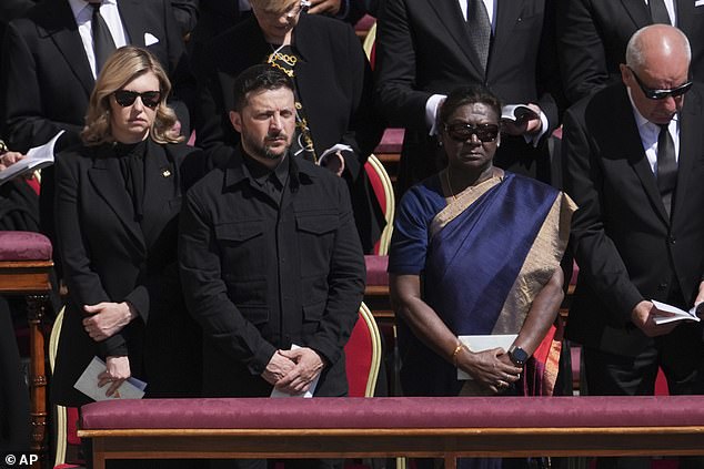 Also in attendance was Ukraine's first lady, Olena Zelenska, who was seated next to Mr Zelensky and India's president Droupadi Murmu