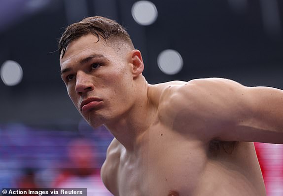 Boxing - Chris Billam-Smith v Brandon Glanton - Tottenham Hotspur Stadium, London, Britain - April 26, 2025 Chris Billam-Smith looks on during his cruiserweight fight against Brandon Glanton Action Images via Reuters/Andrew Couldridge