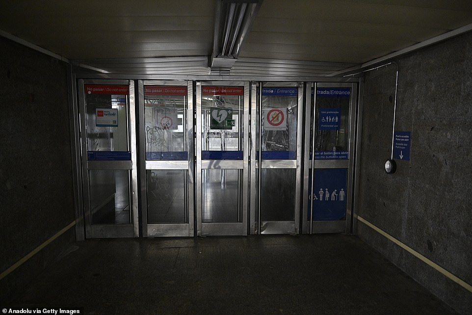Closed doors at a Metro station in Madrid after the power outage hit