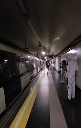 Blackouts hit metro systems in Barcelona and Valencia