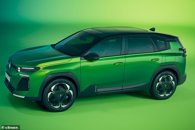 The 230 Extended Range e-C5 option is the big one to write home about because it has a claimed range of 422 miles on a single charge