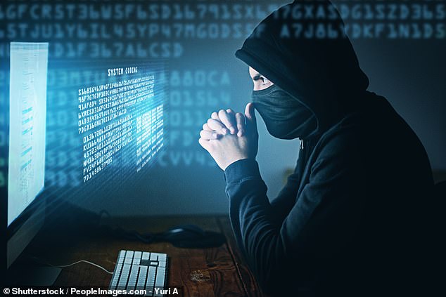 James Knight, a veteran pen tester, explained that federal computer systems need to be taken off the internet to protect government information from hackers