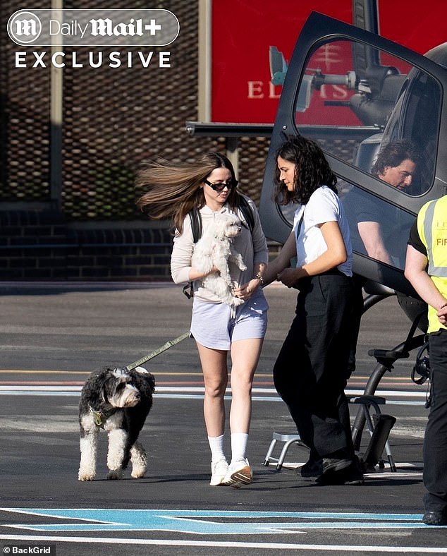 The beauty wowed as she stepped out with Cruise again
