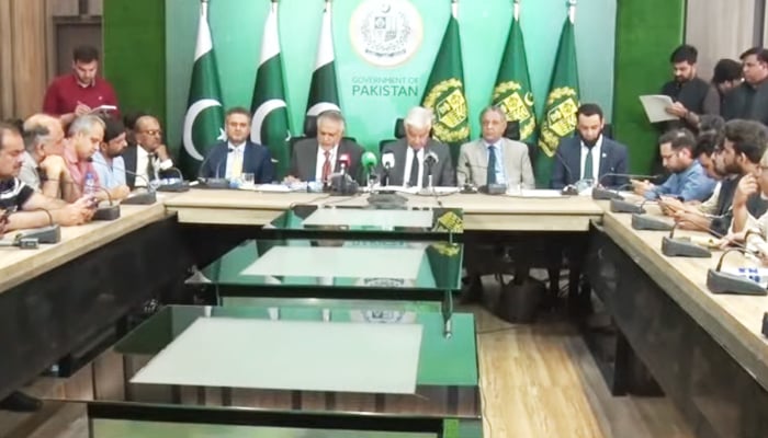 Federal ministers including DPM Ishaq Dar are addressing a press conference in Islamabad on April 24, 2025. — Screengrab via Geo News