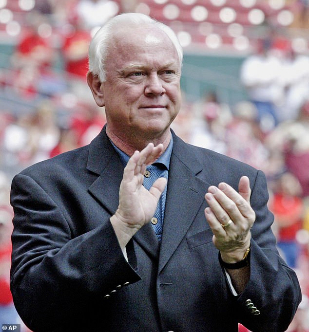 Former St. Louis Cardinals and the Cincinnati Reds general manager Walt Jocketty has died