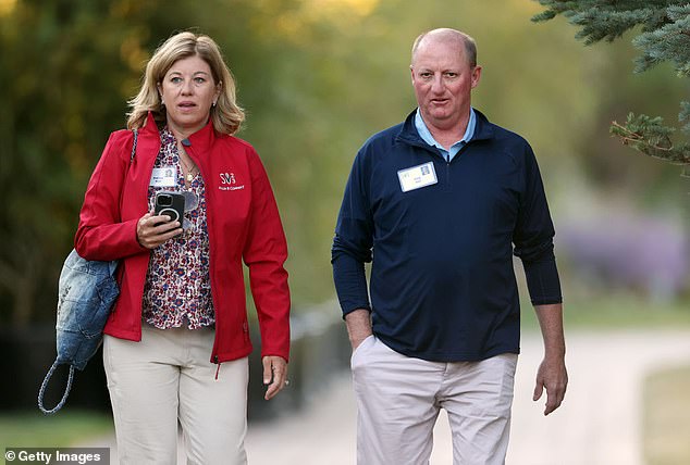 Buffett gave no specific reason when he announced his departure, merely endorsing long-time chairman Greg Abel (pictured right) as his successor
