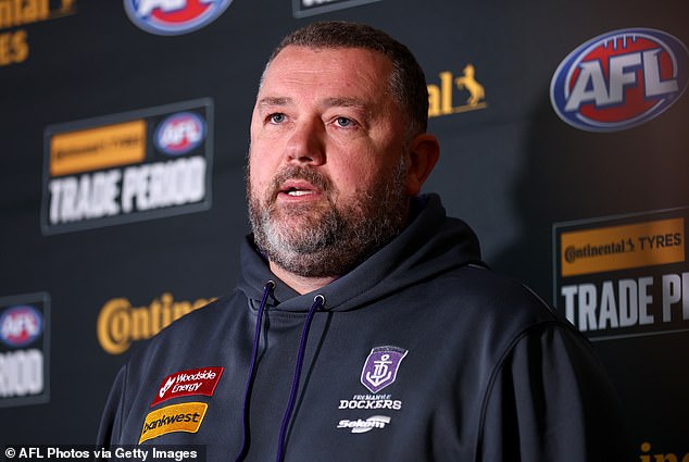 Walls son Davis, who works at the Fremantle Dockers, said that his father knew it was time to go