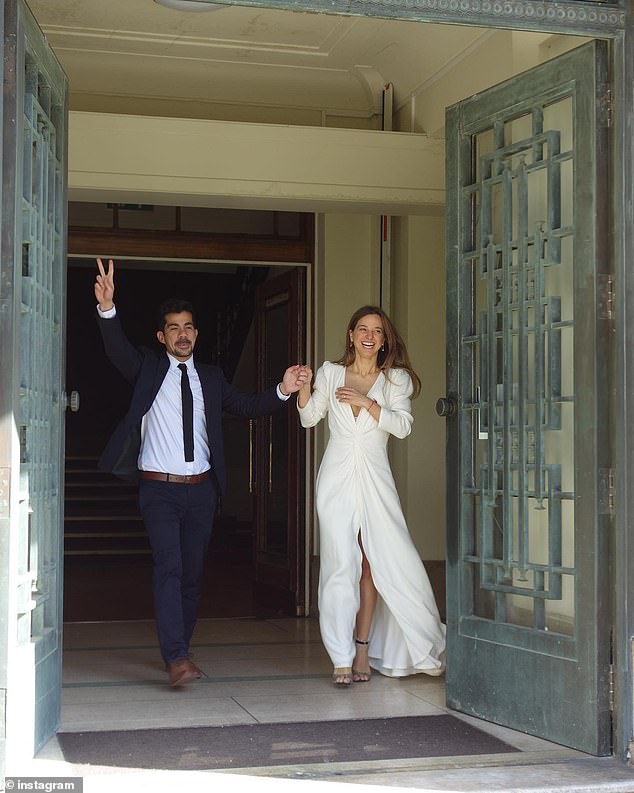 The family lived in the Mission District and planned to spend a day at the zoo for their wedding anniversary