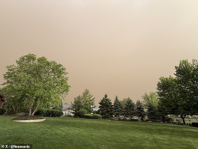 By early evening, the sky turned an ominous shade of orange, blocking sunlight and dramatically reducing visibility