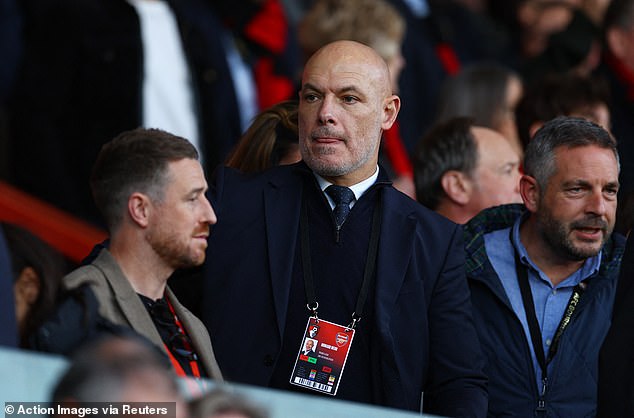 Howard Webb is reportedly set to announce losses of £900,000 at referee body PGMOL