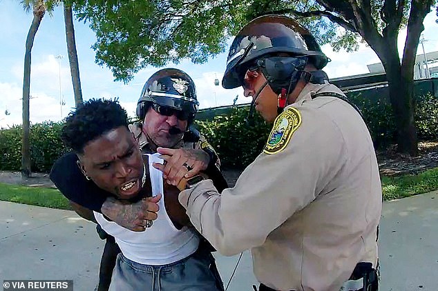 The Colts controversially depicted Tyreek Hill's 2024 arrest in their schedule release video
