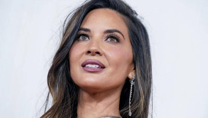 Olivia Munn blames paparazzi for triggering disorder
