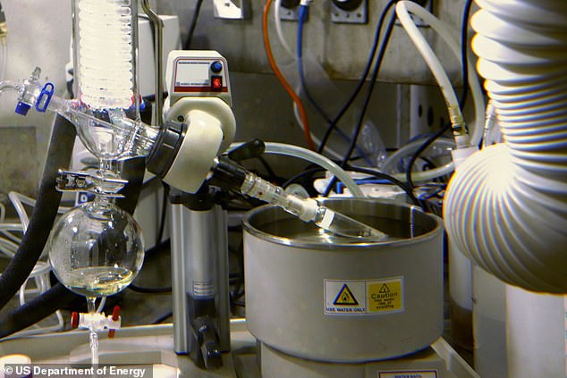 Scientists disposing of nuclear waste have been extracting Thorium-229 from the dangerous Uranium-233 for use in a breakthrough cancer therapy