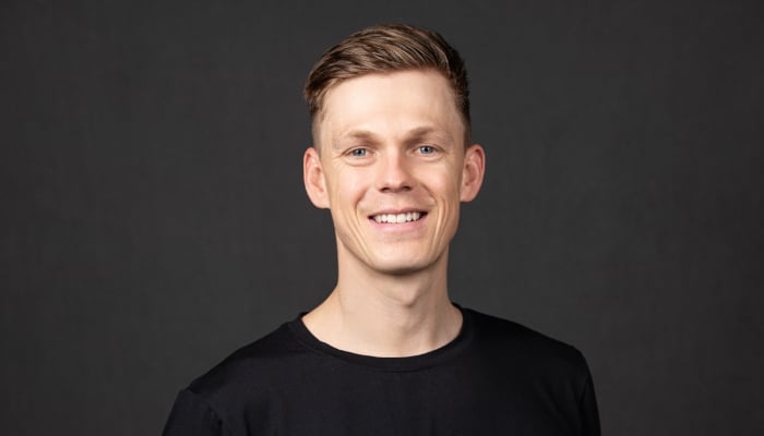 Caspar Lee on his first million