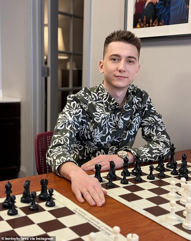 Fellow grand master Oleksandr Bortnyk discovered Naroditsky's when he went to his home in Charlotte to check on him