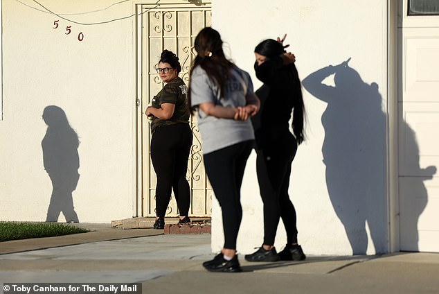Daily Mail photos show Melodee's half-sister Corinna Meza banging on Ashlee's door along with a group of women demanding to know the whereabouts of her sister. They told our outlet it was one of many attempts to get Ashlee to come outside and talk