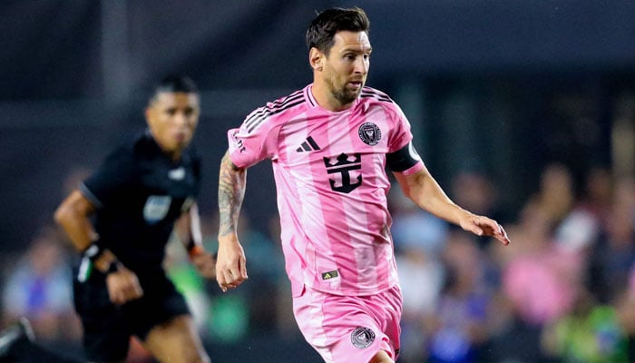 Inter Miamis Argentine forward #10 Lionel Messi controls the ball during the Major League Soccer (MLS) non-conference regular season soccer match between Inter Miami CF and Seattle Sounders FC at Chase Stadium in Fort Lauderdale, Florida on September 16, 2025. — AFP