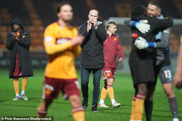 The supporters are absolutely loving the way Askou has his team playing this season