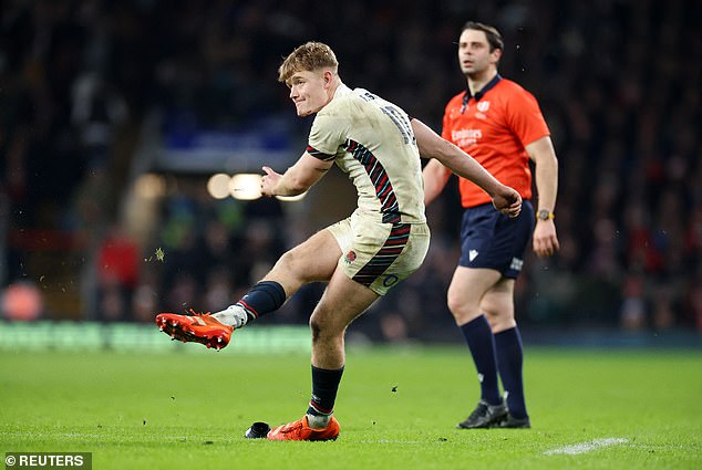 He argues Fin Smith should be given the nod at fly-half over Marcus Smith and George Ford, who will take the jersey against Australia on Saturday