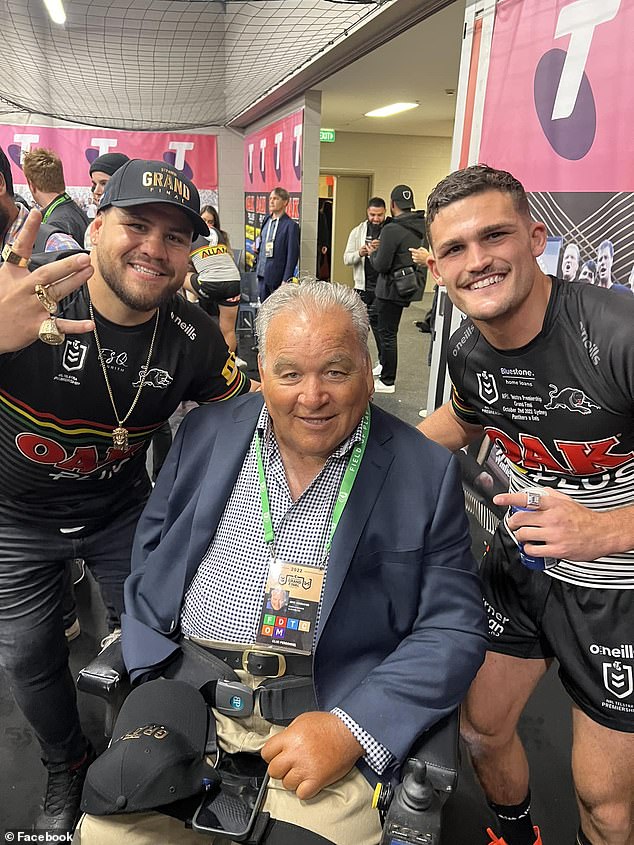 Farragher (centre), who made seven appearances for the Panthers in the 70s before a spinal injury cut his career short, was appointed as a director at the Panthers in 2022