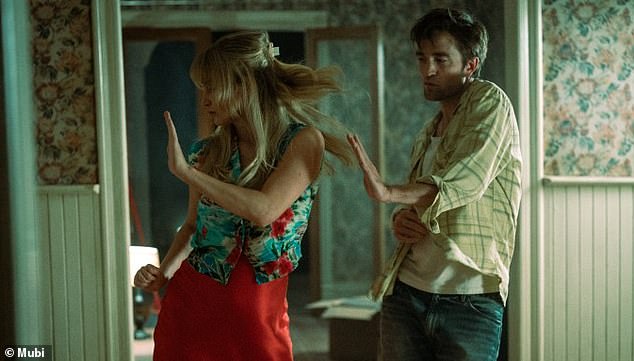 Jennifer and Robert Pattison star together in the upcoming film Die My Love, a movie based on a 2017 novel by Argentine writer Ariana Harwicz which details a new mum's battle with postpartum depression and subsequent psychosis