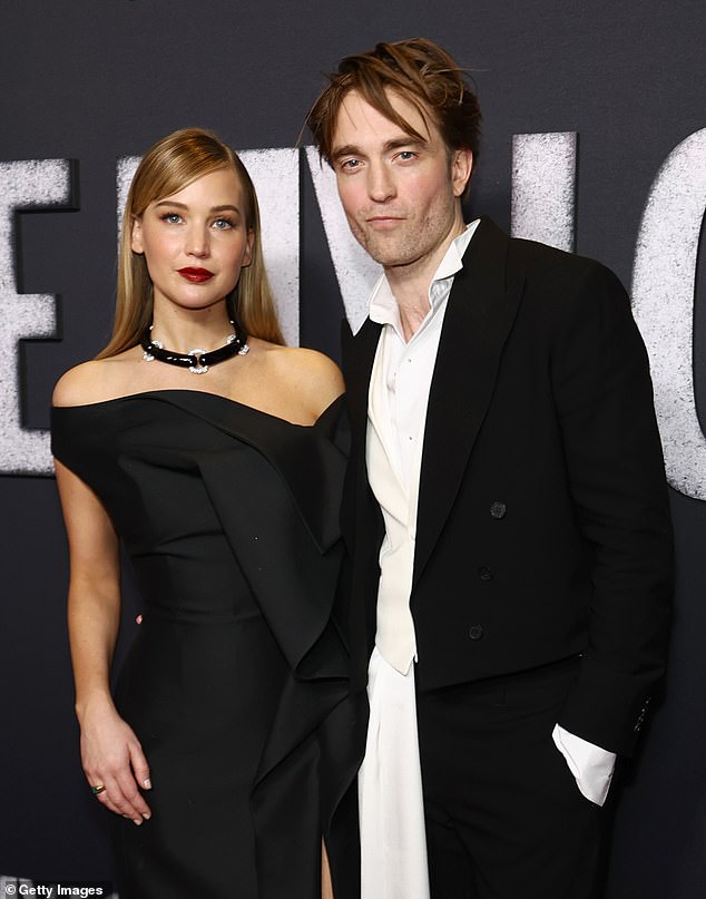 The actress and the Twilight star reunited at the AMC Lincoln Square Theater, after she recently confessed to feeding him scraps from her trashcan