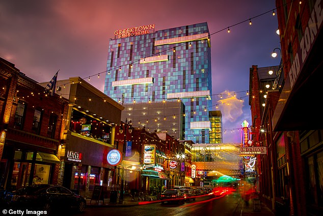 According to Doxo, monthly expenses in Detroit average $1,640, which is 23 percent less than typical costs across the US as a whole