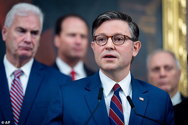 On Tuesday, House Speaker Mike Johnson, himself a constitutional lawyer, said he had spoken about it to Trump: 'I don¿t see a way to amend the Constitution, because it takes about 10 years to do that, So, I don¿t see the path for that'