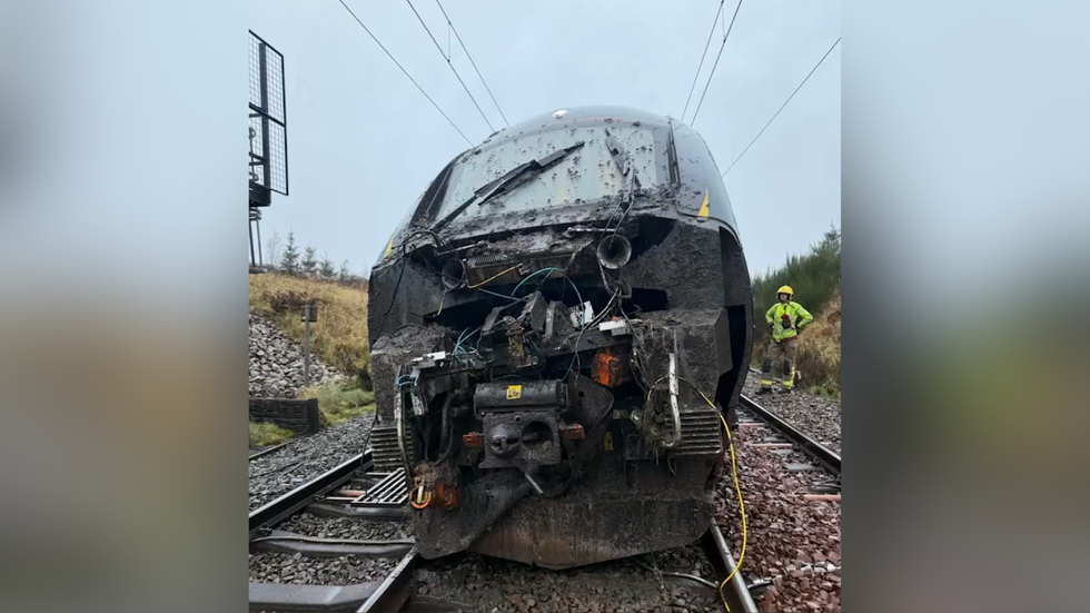 Train derailed Cumbria