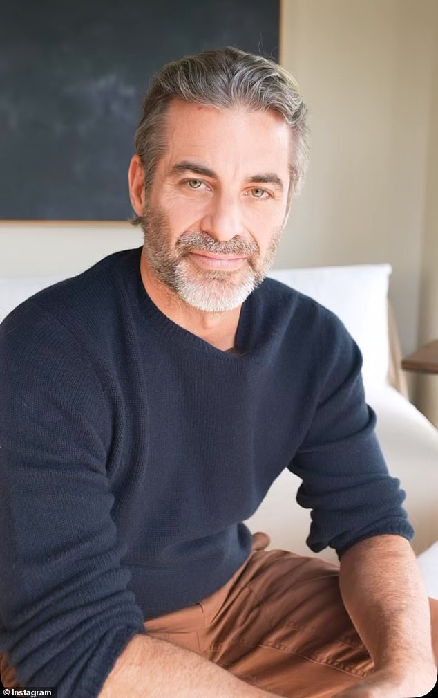 Jennifer is now in a happy relationship with Hollywood hypnotist and 'love guru' boyfriend Jim