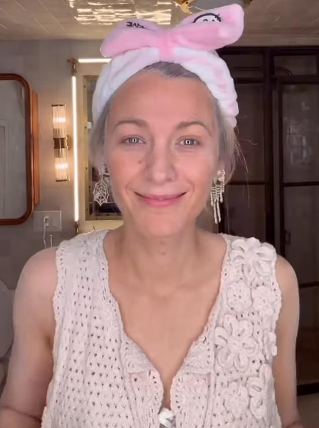 The 38-year-old actress took to Instagram to show her fans how much hard work it was turning into Ellie; it took baby powder and her Blake Brown Beauty products