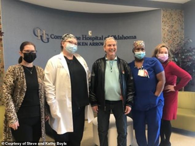 Steve is pictured with the medical staff at Cornerstone Hospital of Oklahoma after being released