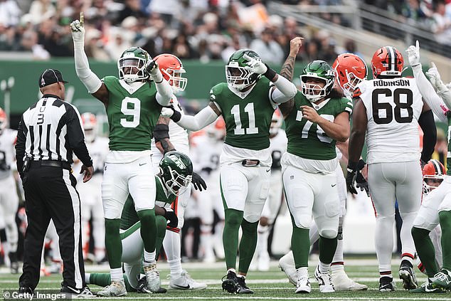 The New York Jets picked up their second win of the season after a 27-20 victory on Sunday