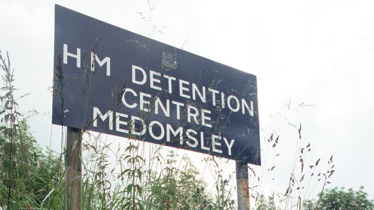A sign for the centre in July 1998. Pic: Elliot Michael/Mirrorpix/Getty