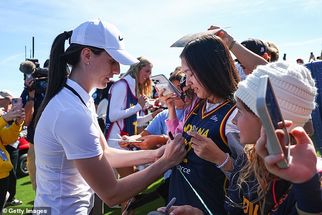 The masses were left in awe of Clark throughout her round, despite her occasional stray shot