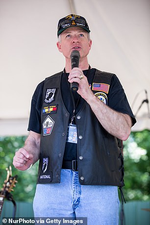 Through an organization called Charities for Vets , Lippold is money vanishing between the donor and veterans