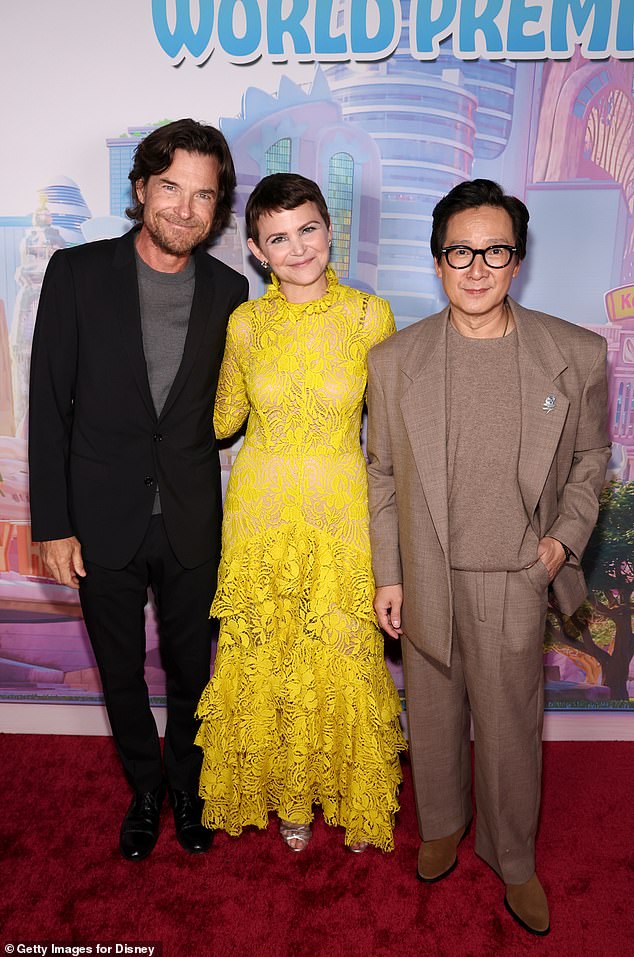 L-R Jason Bateman, Ginnifer Goodwin, and Ke