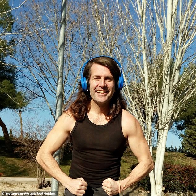 On his social media profile Luis Ruben is frequently pictured wearing the same headphones as the egg assailant