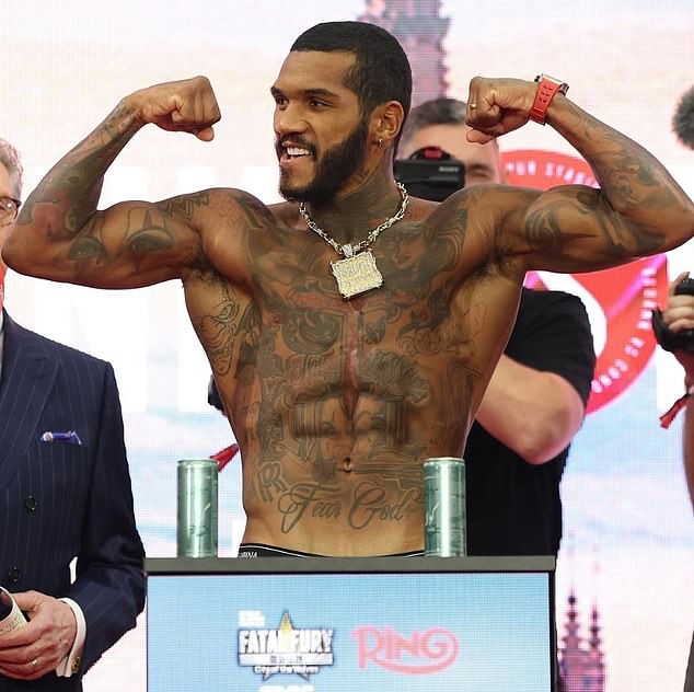 Conor Benn tipped the scales at 159.3lbs, with room to spare under the contracted limit