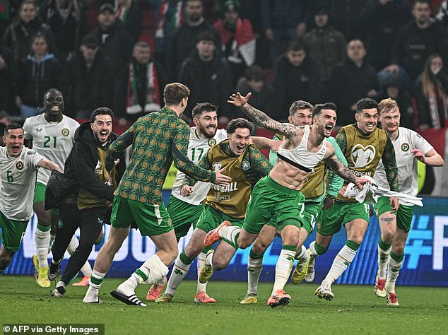 Troy Parrott's hat-trick helped the Republic of Ireland secure a place in next year's play-offs