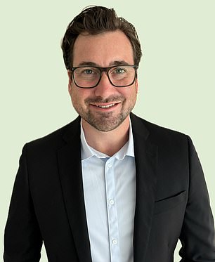 Bret Kenwell (pictured), an investment analyst at eToro, said recent wobbles in the market are healthy