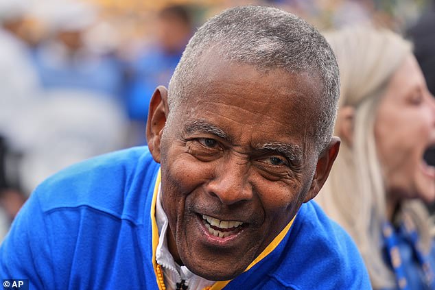 The four-time Pro Bowl running back was diagnosed with signs of the degenerative disease