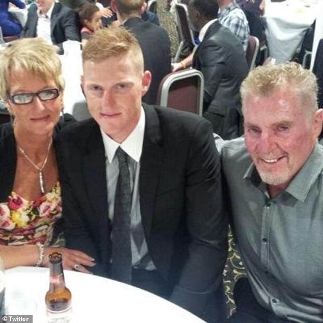 Stokes (pictured with his mother Deborah and late father Ged) is paying tribute to his father in a touching way