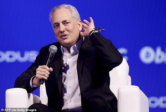 White House crypto and AI czar David Sacks is pushing a plan to have federal control over AI regulations in the US