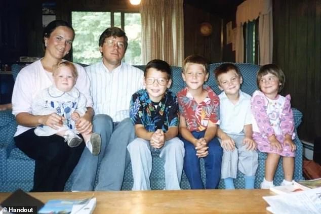 The couple had seven children together, one of which died of SIDS