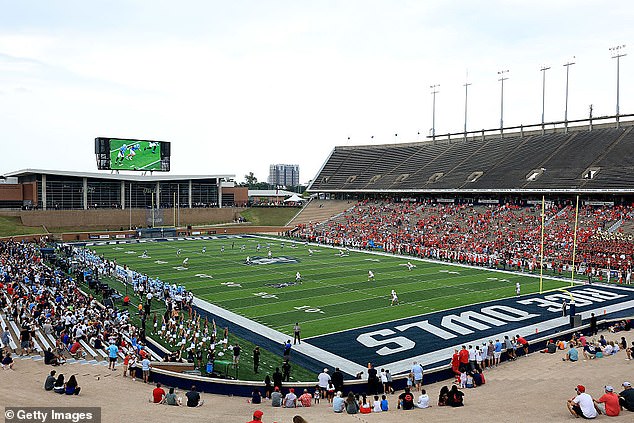 The average attendance at Rice's home games reportedly includes around 800 students