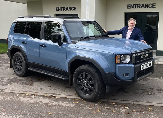 Features include 20in alloy wheels, roof rails, a panoramic roof, leather upholstery, a 12.3 in multimedia touchscreen, head-up display and 14-speaker JBL premium audio system