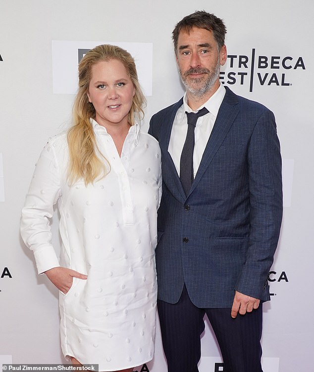 After seven years of marriage, Amy Schumer is preparing to divorce Chris Fischer